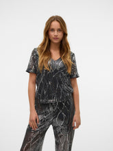 Ladda upp bild till gallerivisning, model_shot-front
