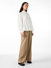 Ladda upp bild till gallerivisning, model_shot-front_full