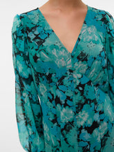 Ladda upp bild till gallerivisning, model_shot-detail