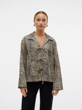 Ladda upp bild till gallerivisning, model_shot-front