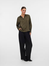 Ladda upp bild till gallerivisning, model_shot-front
