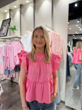 Ladda upp bild till gallerivisning, VMISOLDE Top - Pink Cosmos
