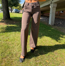 Ladda upp bild till gallerivisning, PCSILKE Jeans - Hot Fudge
