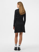 Ladda upp bild till gallerivisning, model_shot-back
