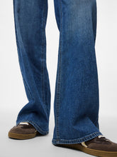Ladda upp bild till gallerivisning, model_shot-detail

