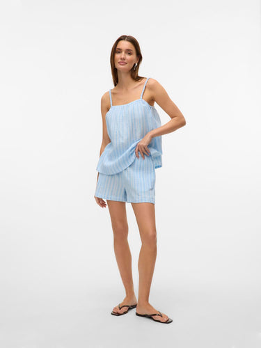 model_shot-front_full