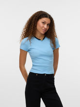 Ladda upp bild till gallerivisning, model_shot-front

