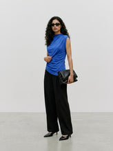 Ladda upp bild till gallerivisning, model_shot-front
