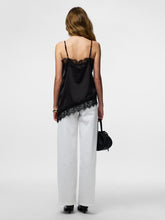 Ladda upp bild till gallerivisning, model_shot-back
