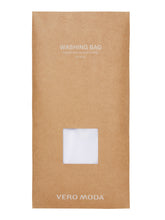 Ladda upp bild till gallerivisning, VMWASH Washing Bag - Snow White
