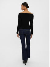 Ladda upp bild till gallerivisning, VMABOVE Tops - Black
