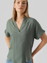 Ladda upp bild till gallerivisning, VMBEAUTY T-Shirts &amp; Tops - Laurel Wreath
