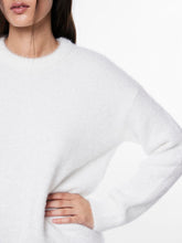 Ladda upp bild till gallerivisning, PCSNOW Pullover - Cloud Dancer
